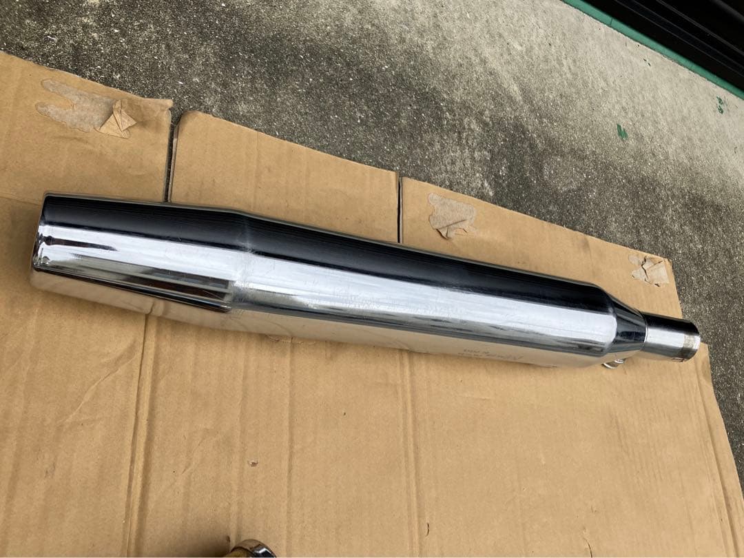 ハーレー FLSTC1450純正マフラー 刻印65885-00 65682-00