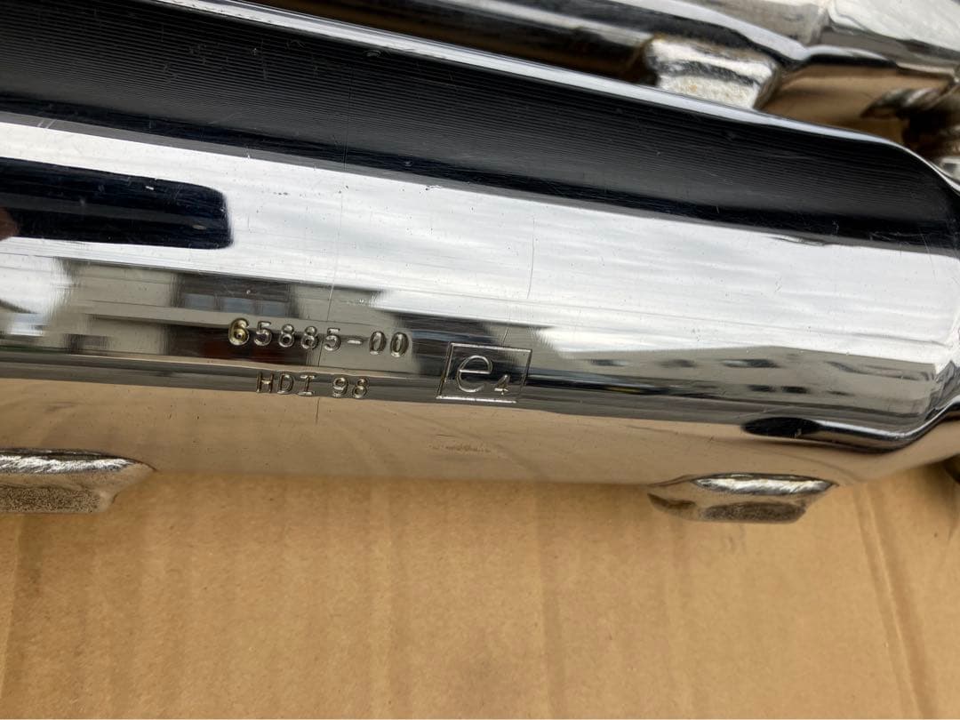 ハーレー FLSTC1450純正マフラー 刻印65885-00 65682-00