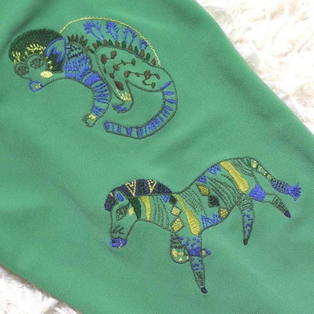 ◎未使用　TOKUKO 1er VOL　チュニック　お猿さん　馬さん　刺繍