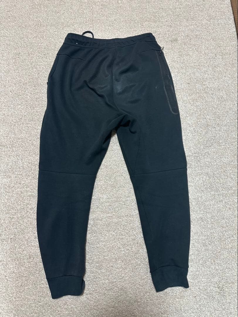 nike テックフリース　sサイズ