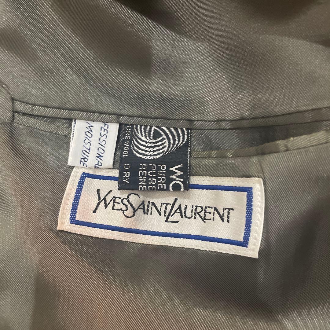 Yves Saint Laurent セットアップ