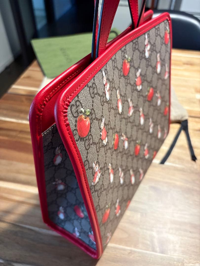 GUCCI ピーターレビット 限定トートバッグ