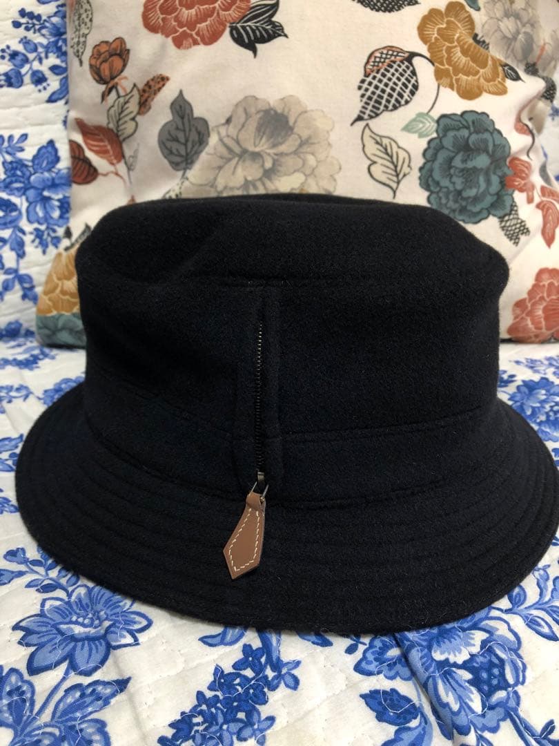 値下げ‼️HERMES エルメス バケットハット　ブラック　黒　帽子 冬