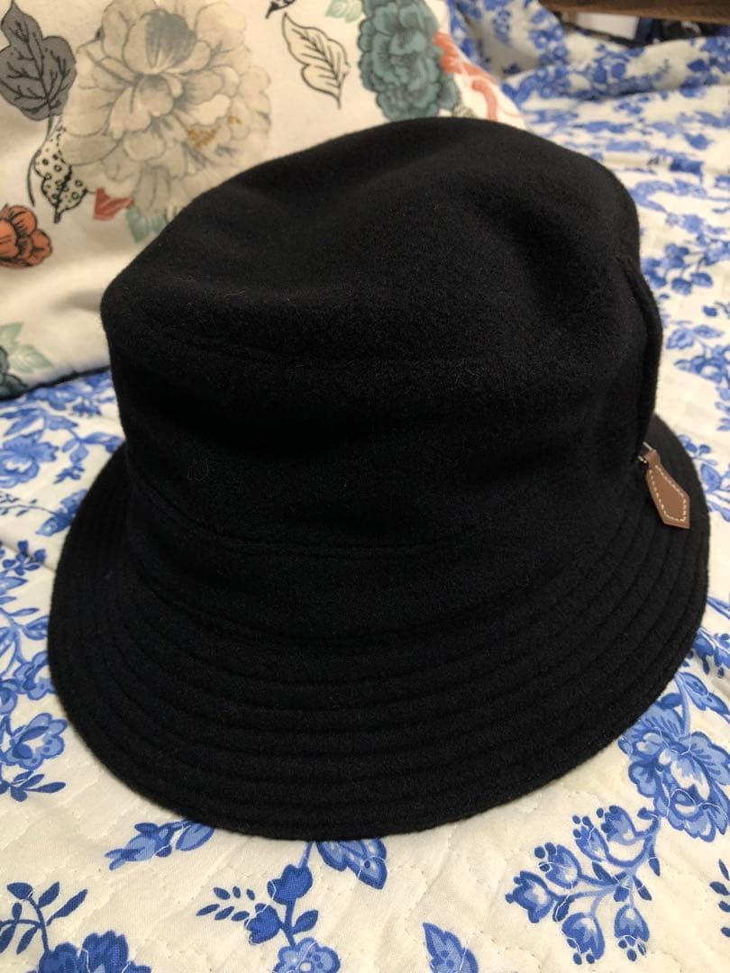 値下げ‼️HERMES エルメス バケットハット　ブラック　黒　帽子 冬