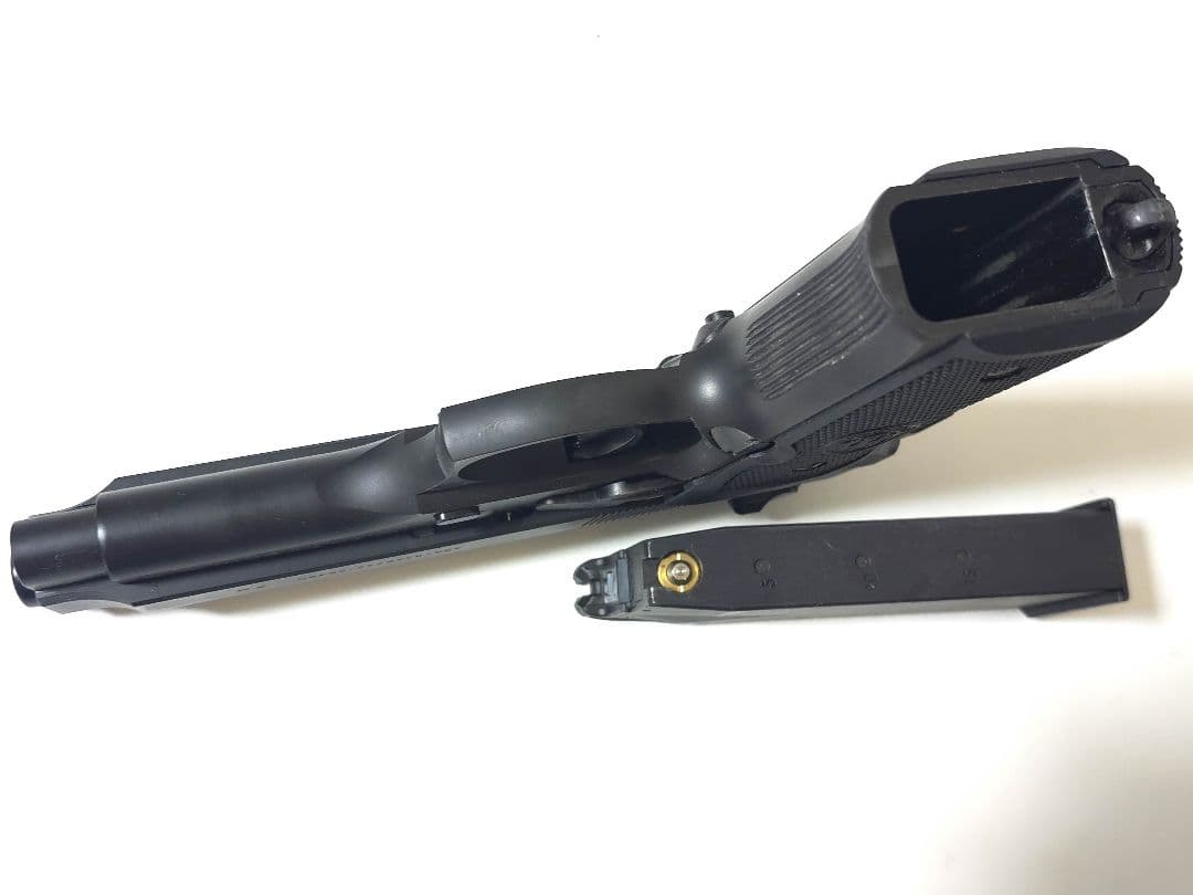 KSC BERETTA M92F HW システム7 ベレッタグリップ交換済み