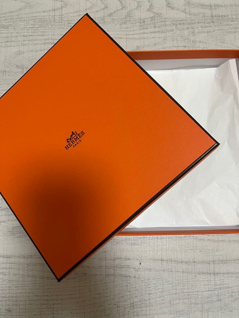 HERMES オレンジ ボックス(ゆみ)