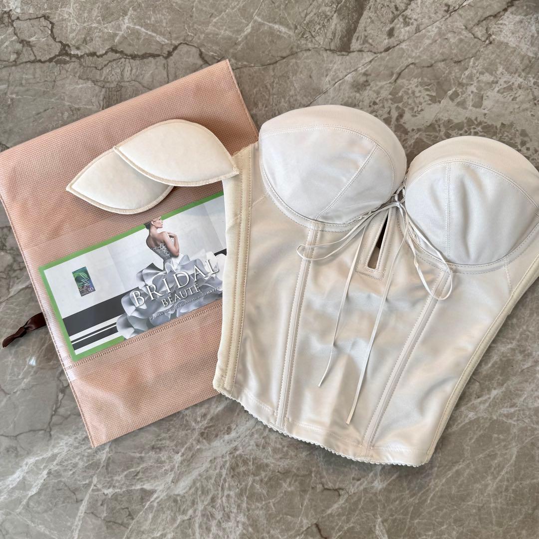 【専用】BRIDAL BEAUTE ブライダルインナー E65バックレスビスチェ
