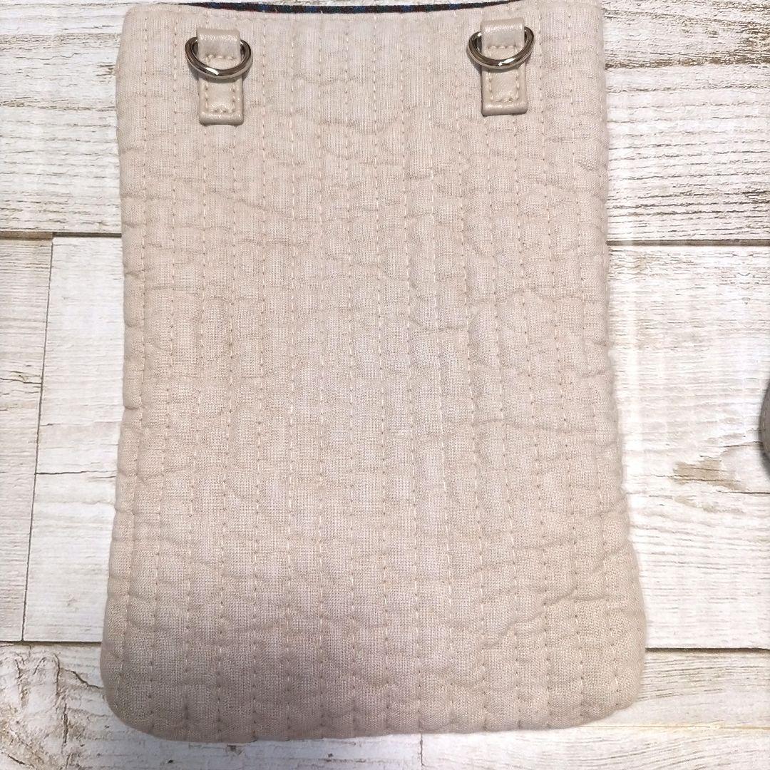 美品　ファミリア　ピオヌンナル　スマホショルダー　スマホポシェット　ショルダー