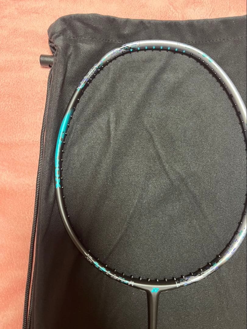 【新品・未使用】ラケット　ヨネックス　アストロクス88Dプロ