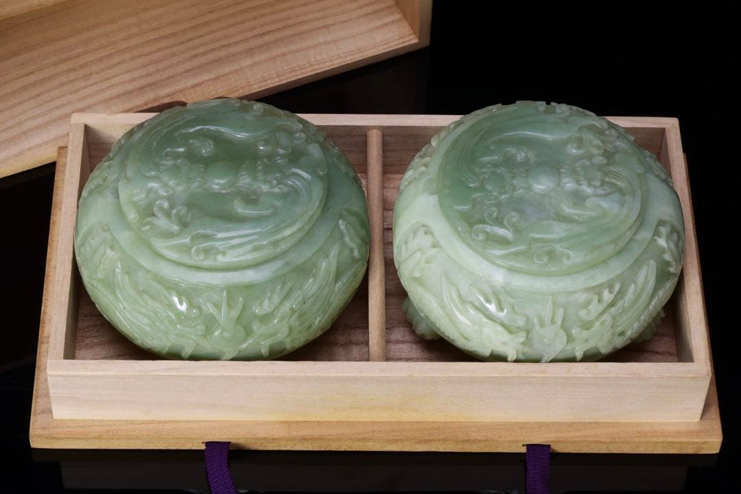 【超希少・最高級】 龍彫刻碧玉翡翠 碁笥 碁石 セット 木箱付 翡翠 瑪瑙 囲碁