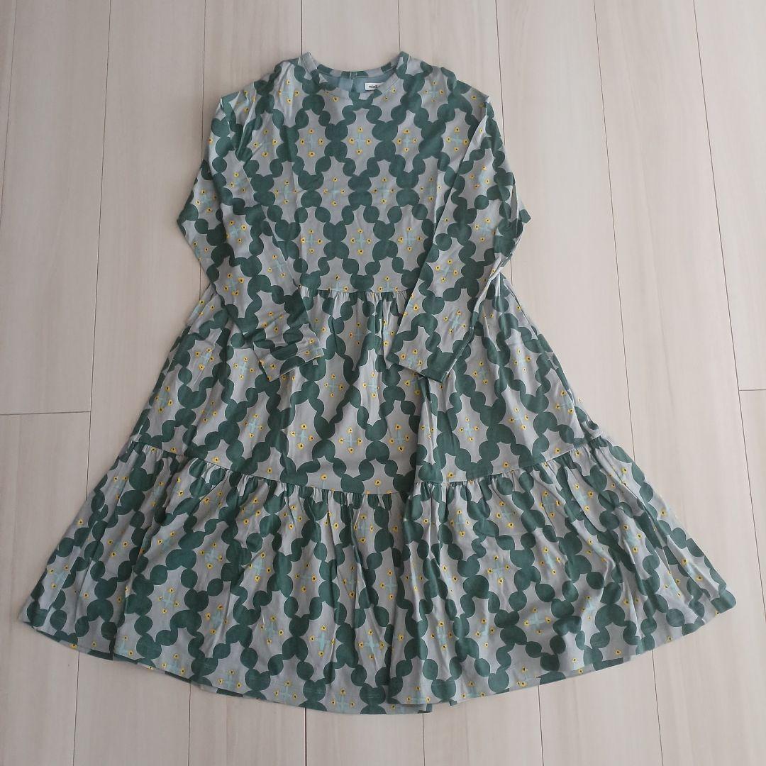 【150】minä perhonen 七分袖花柄ワンピース