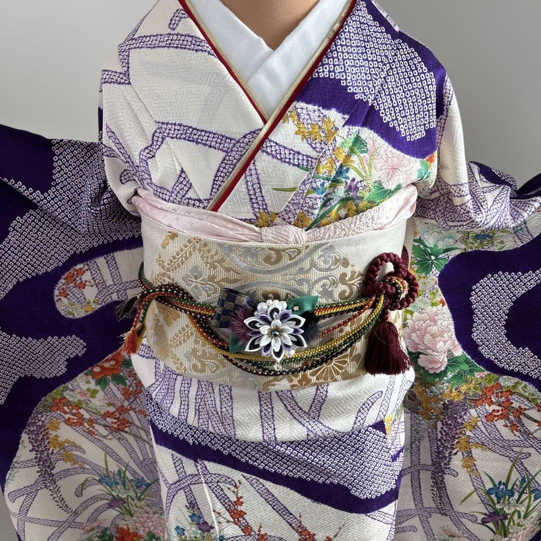 未使用に近い　正絹振袖フルセット　総絞り　紫と白の花柄　成人式に