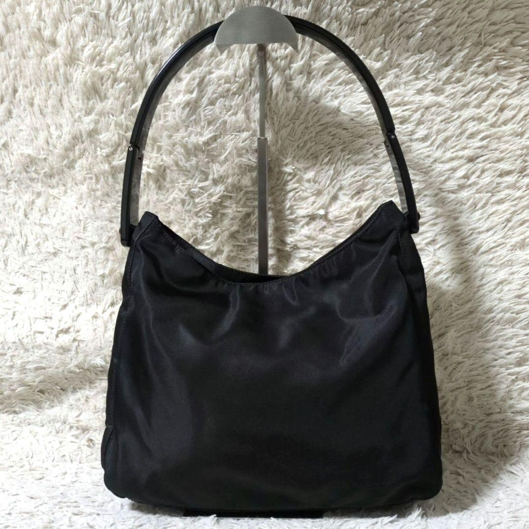希少 PRADA プラスチックハンドル ナイロン ワンショルダーバッグ ブラック