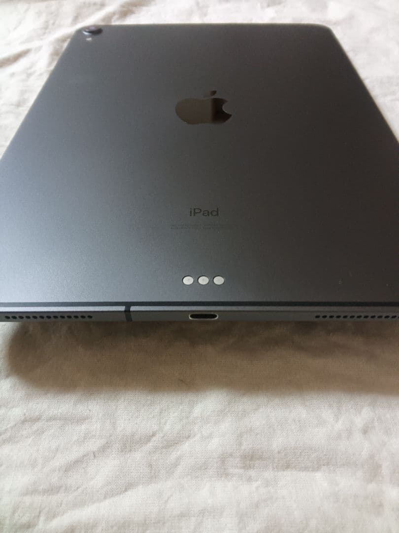 美品 iPad Pro11インチ 第1世代 バッテリー84%