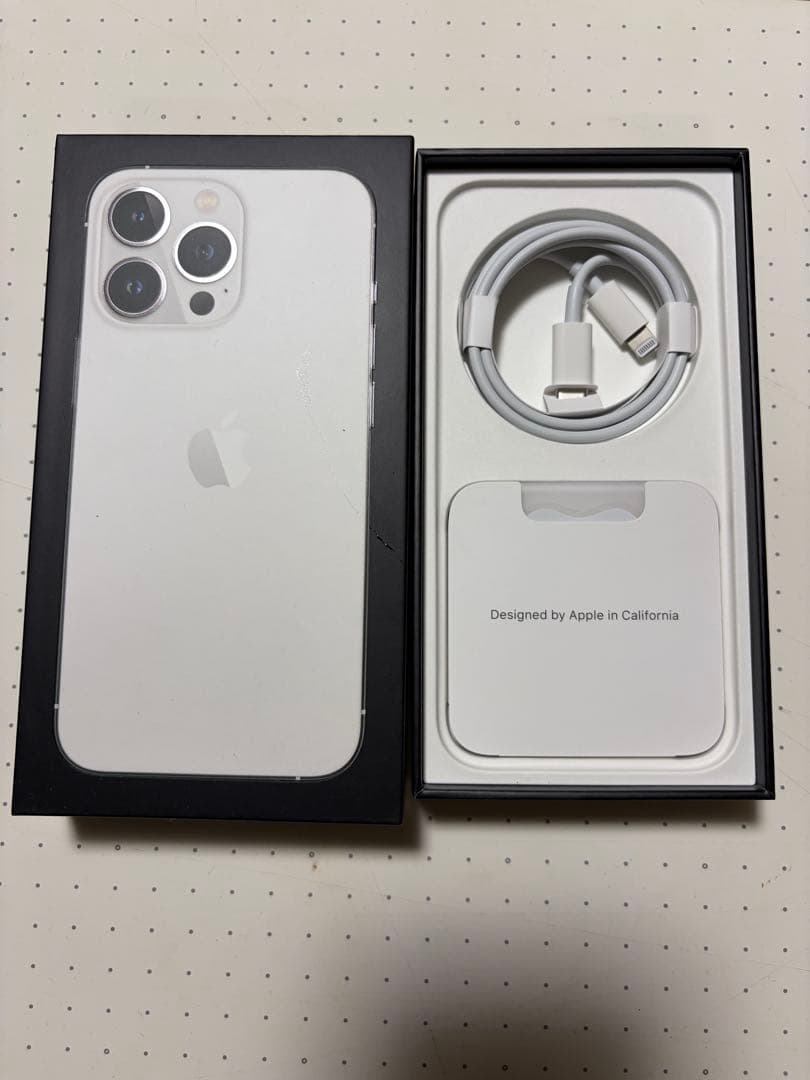 iPhone13Pro 128GB シルバー SIMフリー バッテリー86%美品