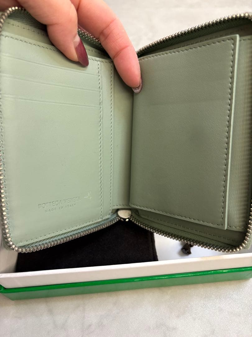 ボッテガカセット ジップアラウンドウォレット