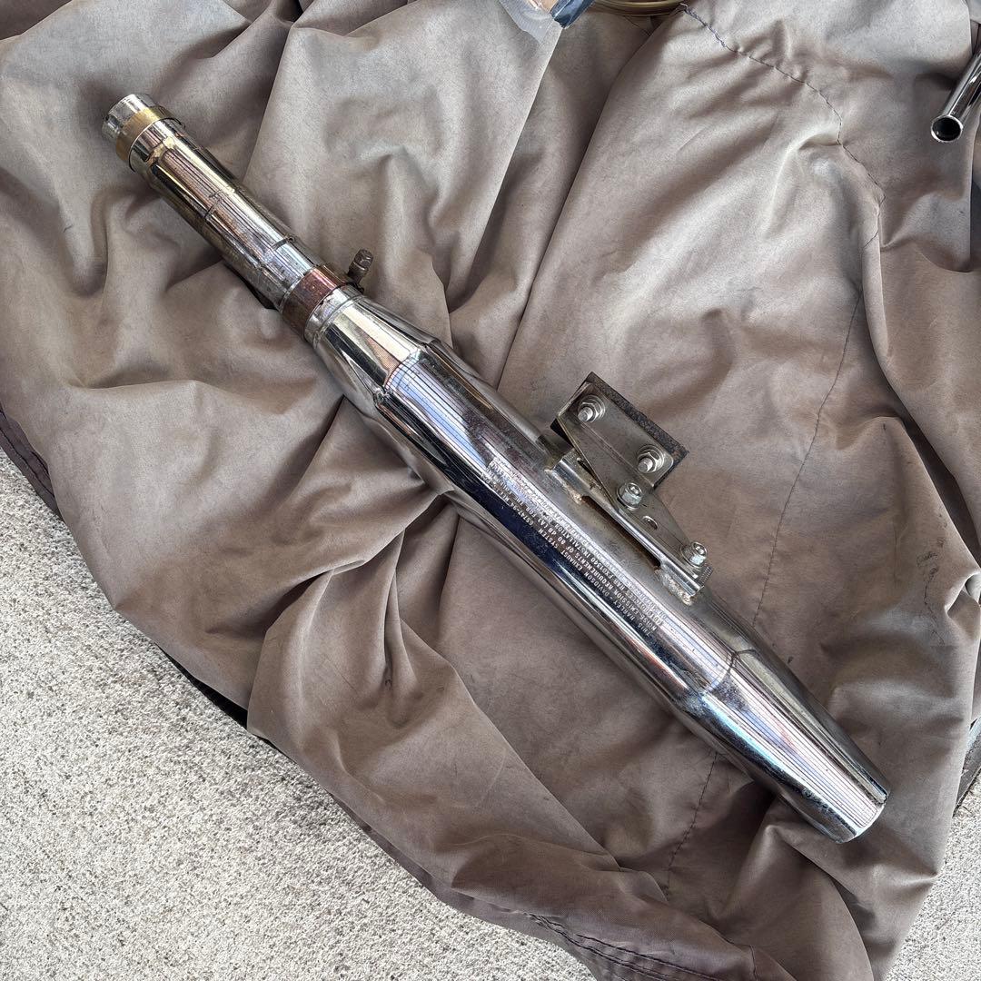 B*b様 ヤマハ　sr400 500 ハーレーマフラー　ワンオフステー　ショート