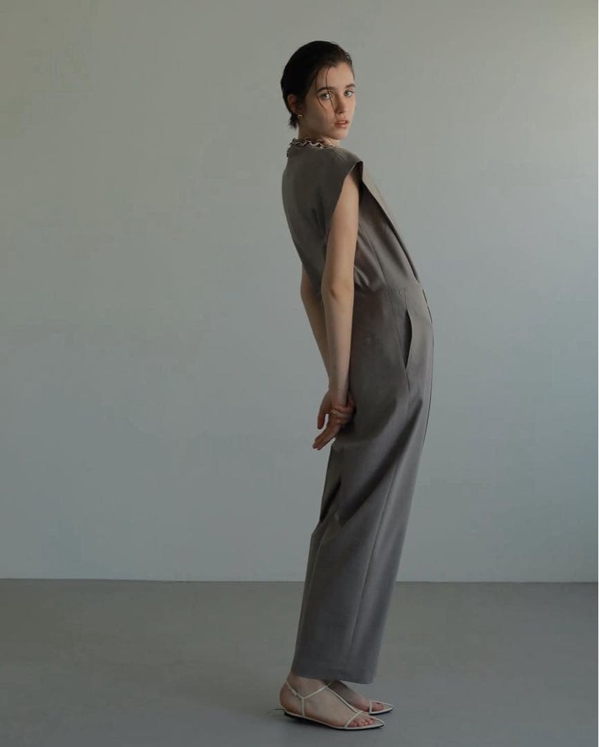 【限定SALE】LOHEN スタンドカラータックスリーブオールインワン 36