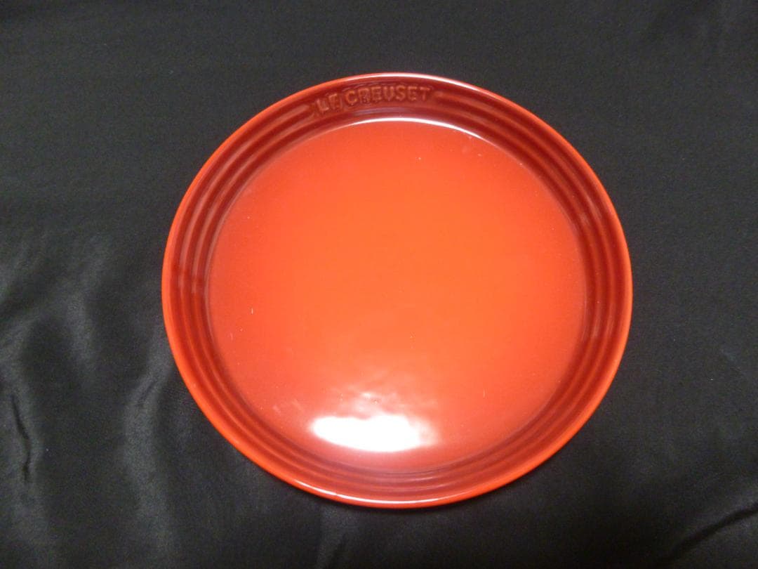 ルクルーゼネオラウンドプレートレインボー５枚セット