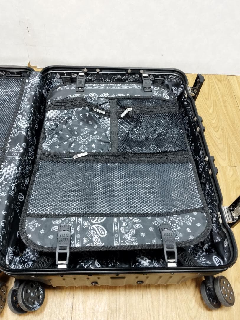 Y♢684 MUTA MARINE スーツケース PAINTESQUE ピンク