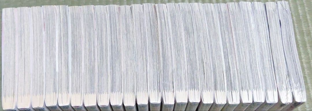 2.5次元の誘惑 初版発行刊 帯付き 1巻〜24巻 24冊セット