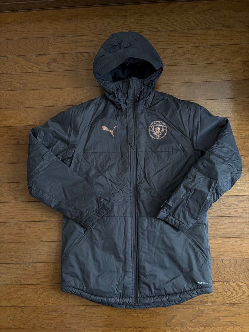 マンチェスターシティ　ダウンジャケット