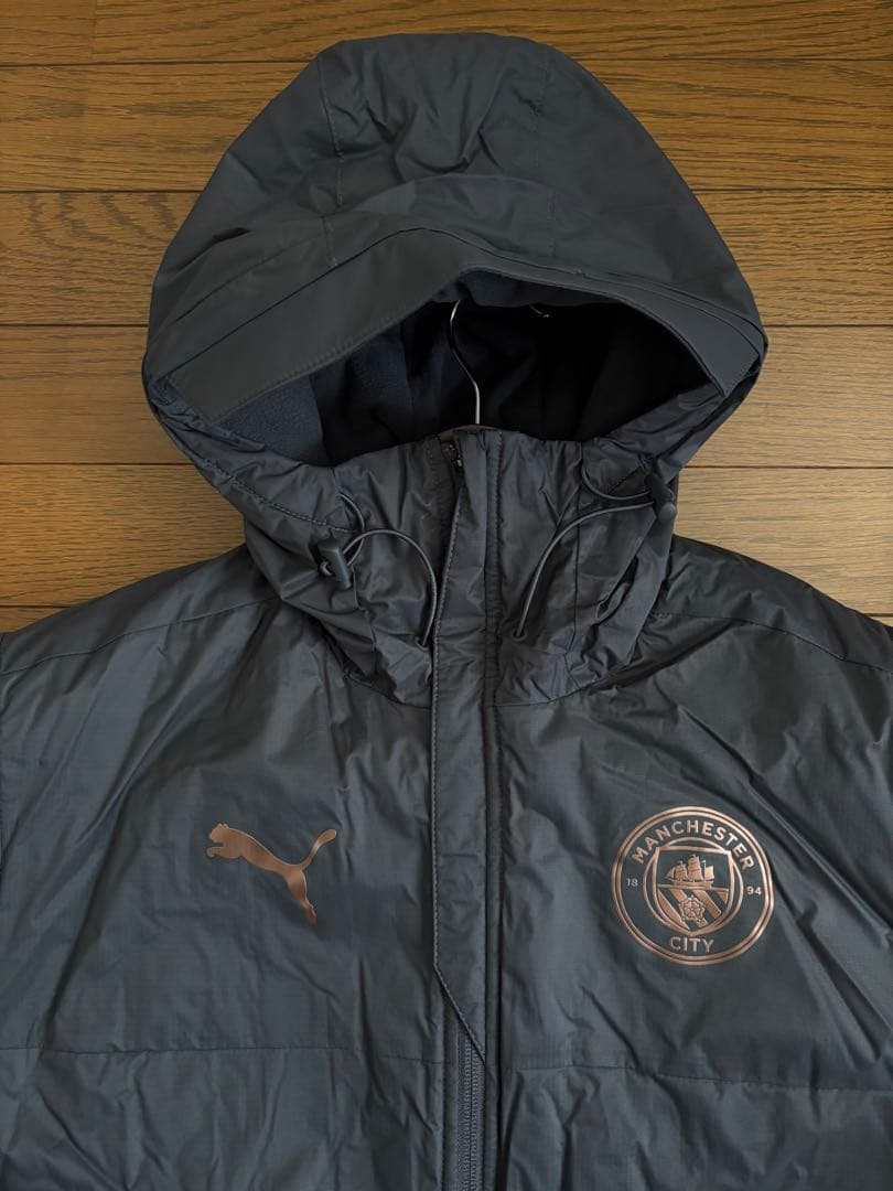 マンチェスターシティ　ダウンジャケット