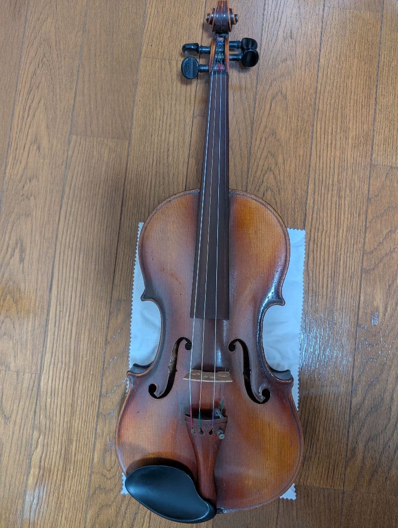 チェコ製1923 バイオリン (4/4,ケース,弓,肩当付き) old オールド