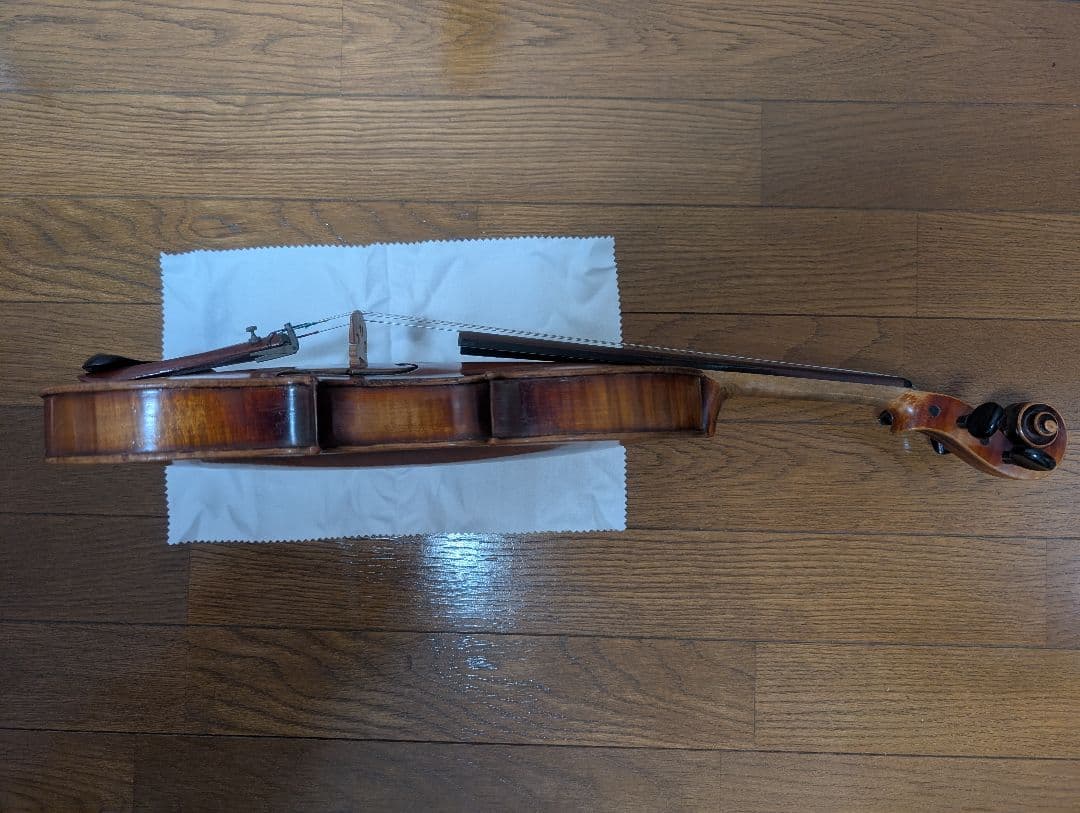 チェコ製1923 バイオリン (4/4,ケース,弓,肩当付き) old オールド