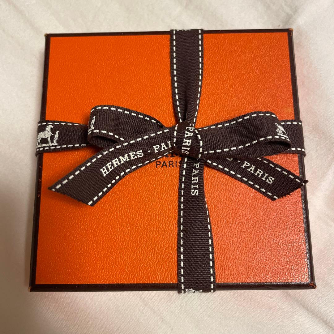 HERMES エルメス　カルメンチータ　ローズアザレ