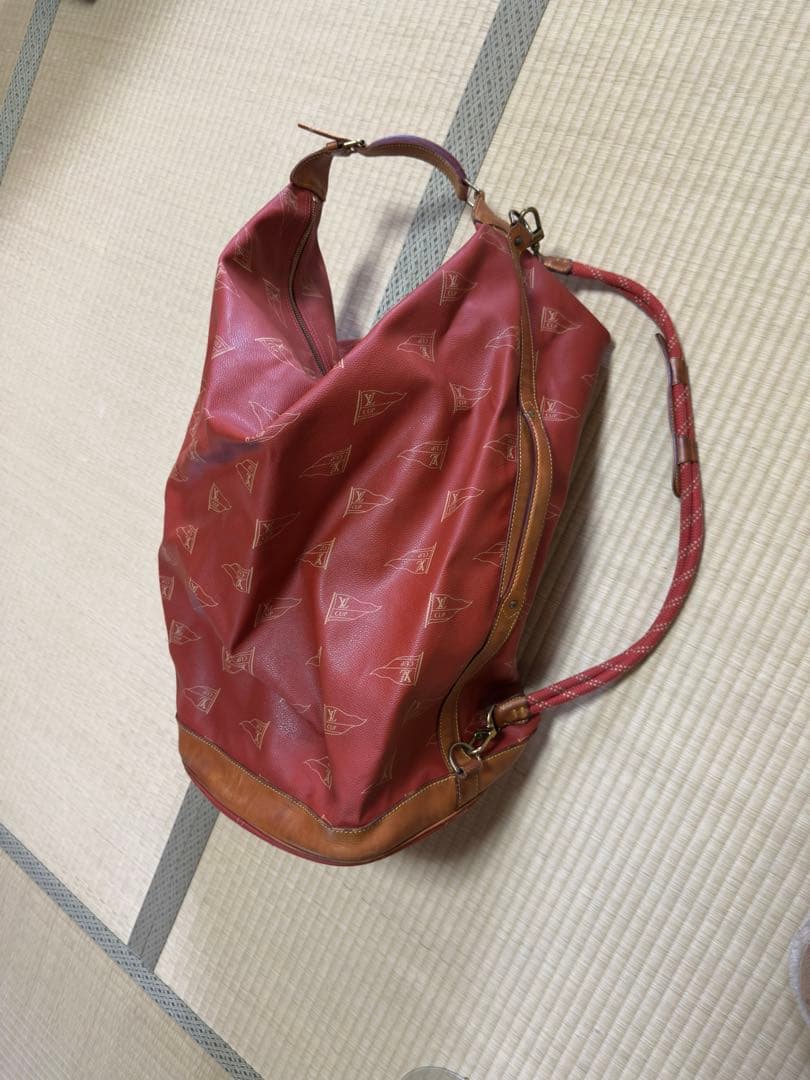ルイ・ヴィトン　限定品　ルイ・ヴィトンカップ　レッド ドラムバッグ