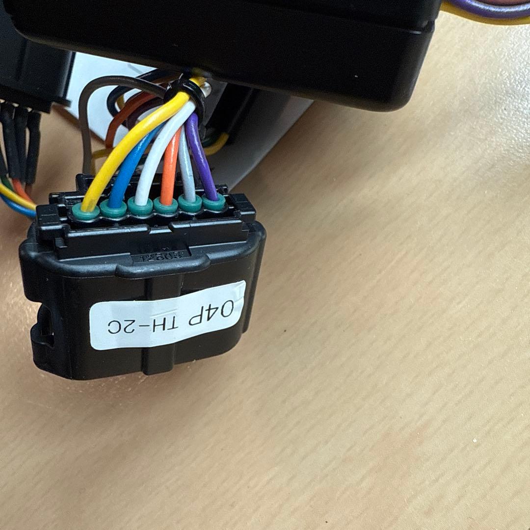 zc33s スロコン ハーネスセットpivot 3-DRIVE EVO