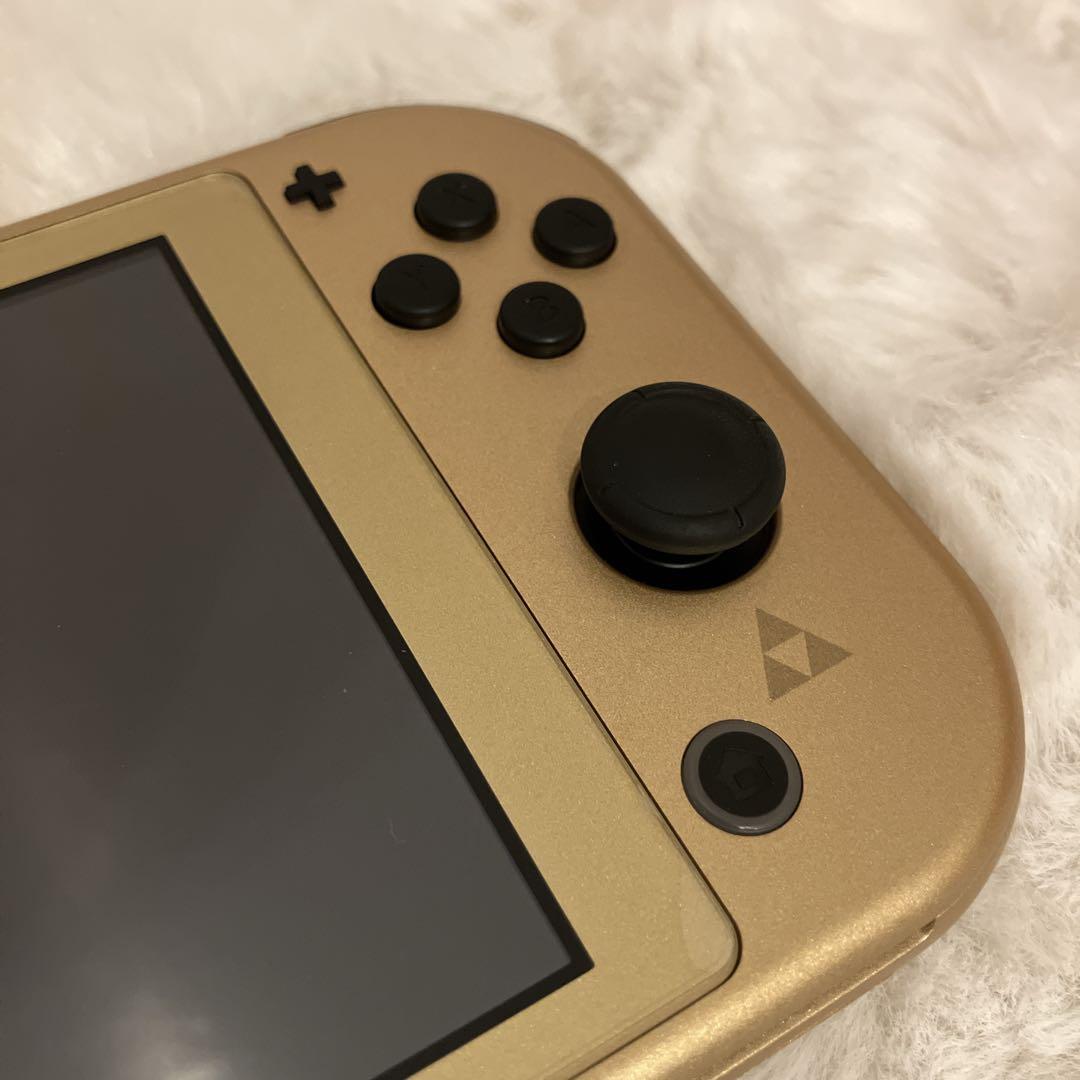 Nintendo Switch Lite ハイラルver. ケース付