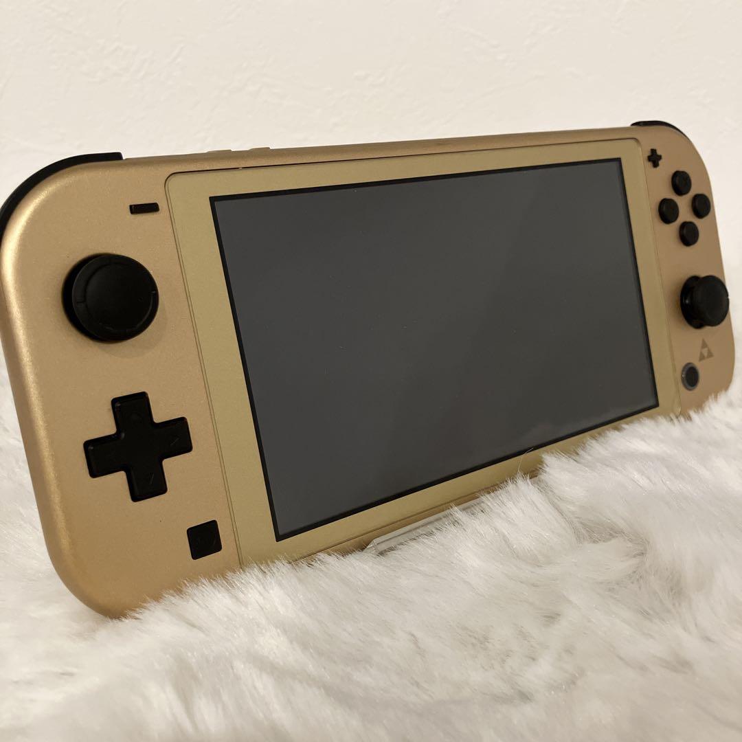 Nintendo Switch Lite ハイラルver. ケース付