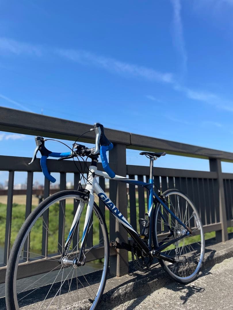 大特価✨著名配送✨一品限り✨GIANT ロードバイク ホワイト/ブルー