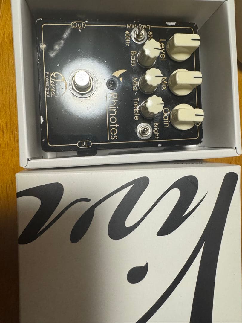 Vivie Rhinotes ライノーツ　ベース　プリアンプ