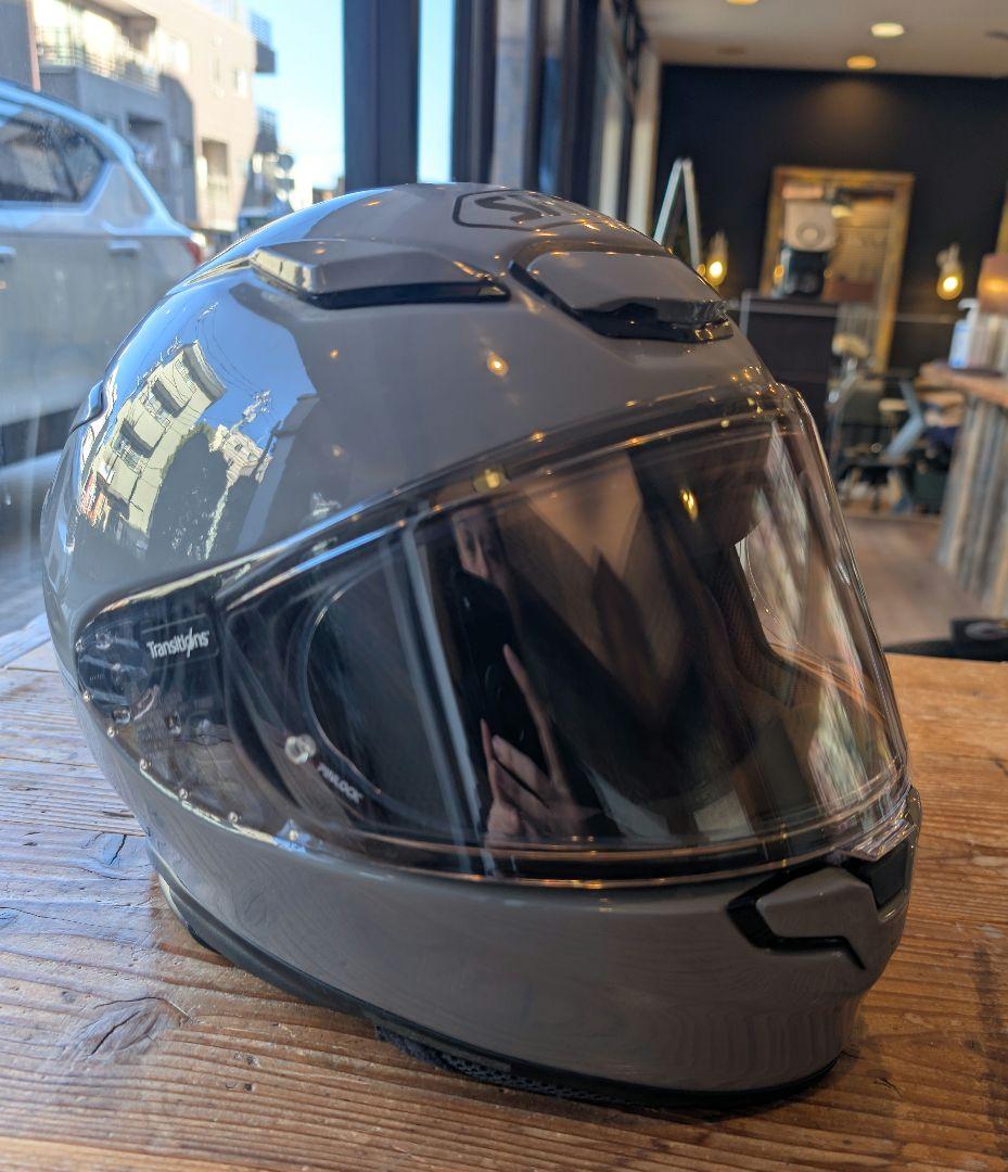 ショーエイＺ８パサルトグレーLサイズ［フォトクロミックシールド付き］