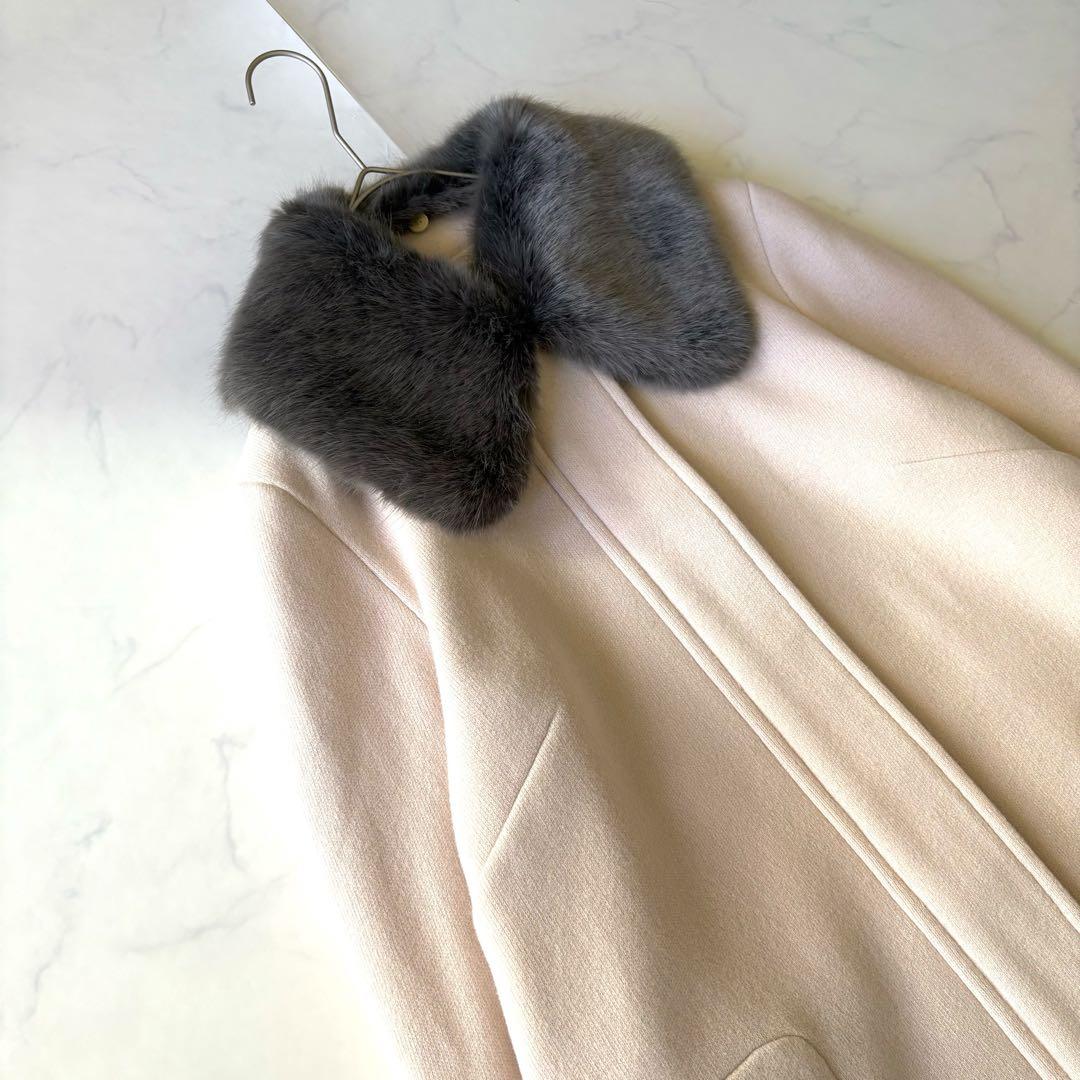 現行モデル✨大きめサイズ46　マックスマーラ　ファーコート　ミドル丈　ベージュ