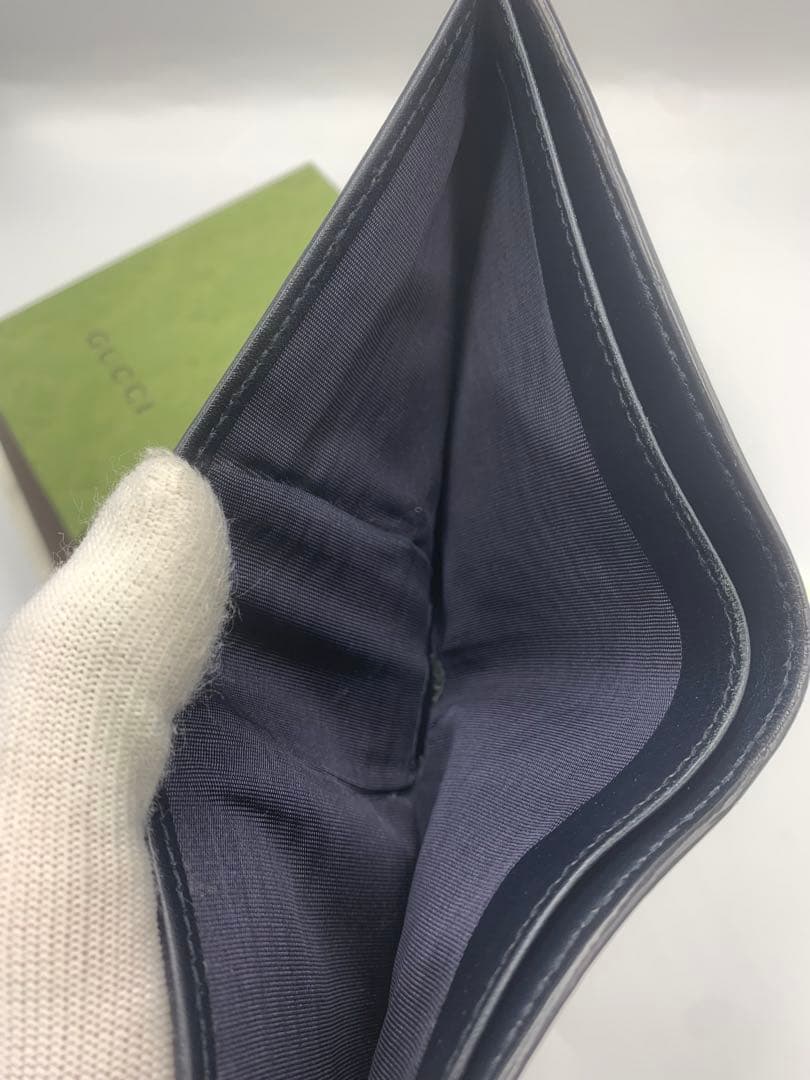 美品　グッチ　シマレザー　ドリアン　二つ折り財布　ブラック　金具　メンズ　GG