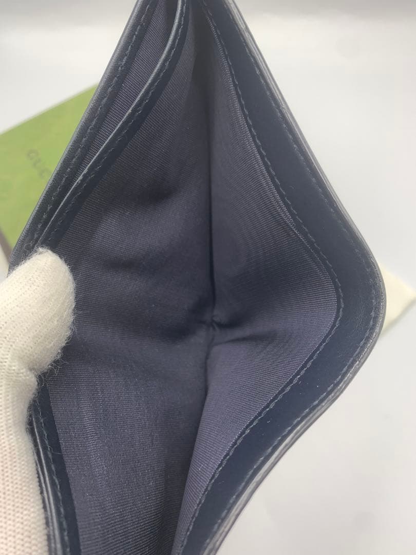 美品　グッチ　シマレザー　ドリアン　二つ折り財布　ブラック　金具　メンズ　GG