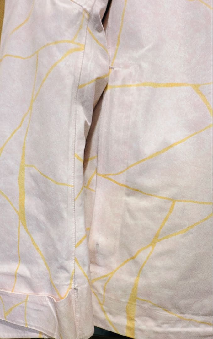 バートンAK GORE UPSHFTレディースS KINTSUGI柄　薄ピンク