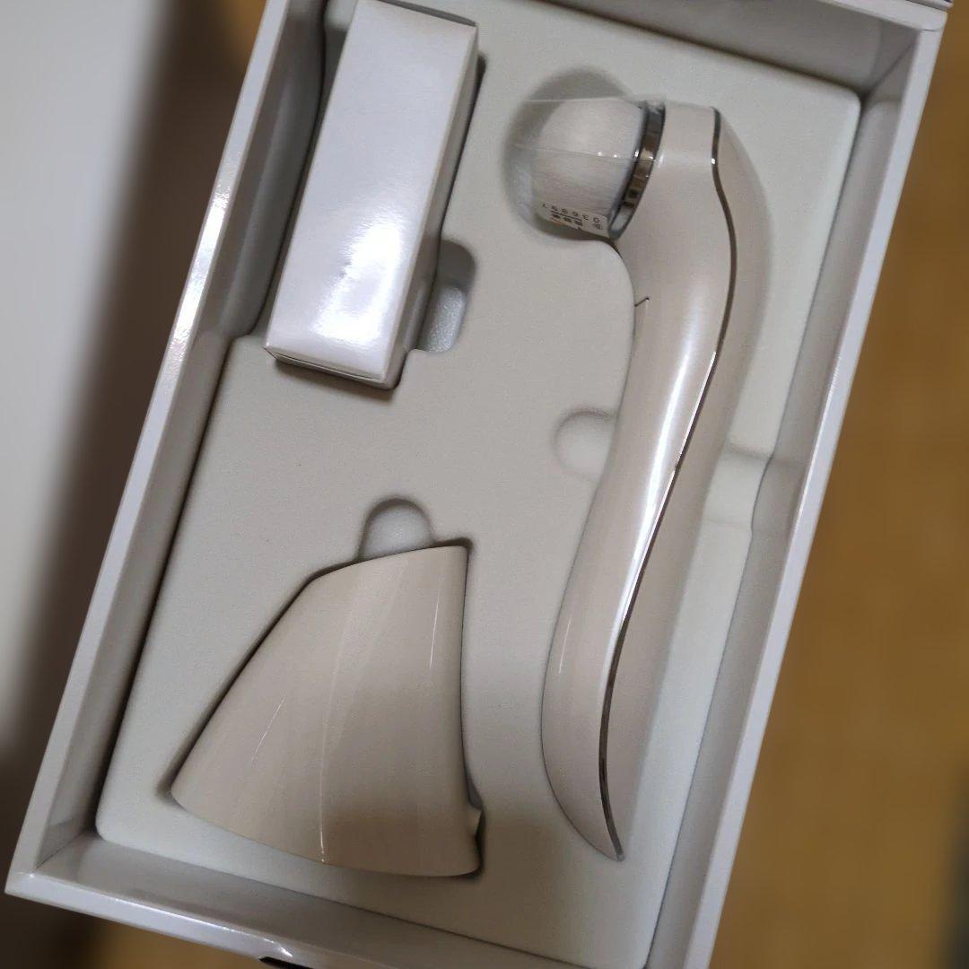 【未使用】リファクリア 洗顔ブラシ ホワイト ReFa CLEAR MTG