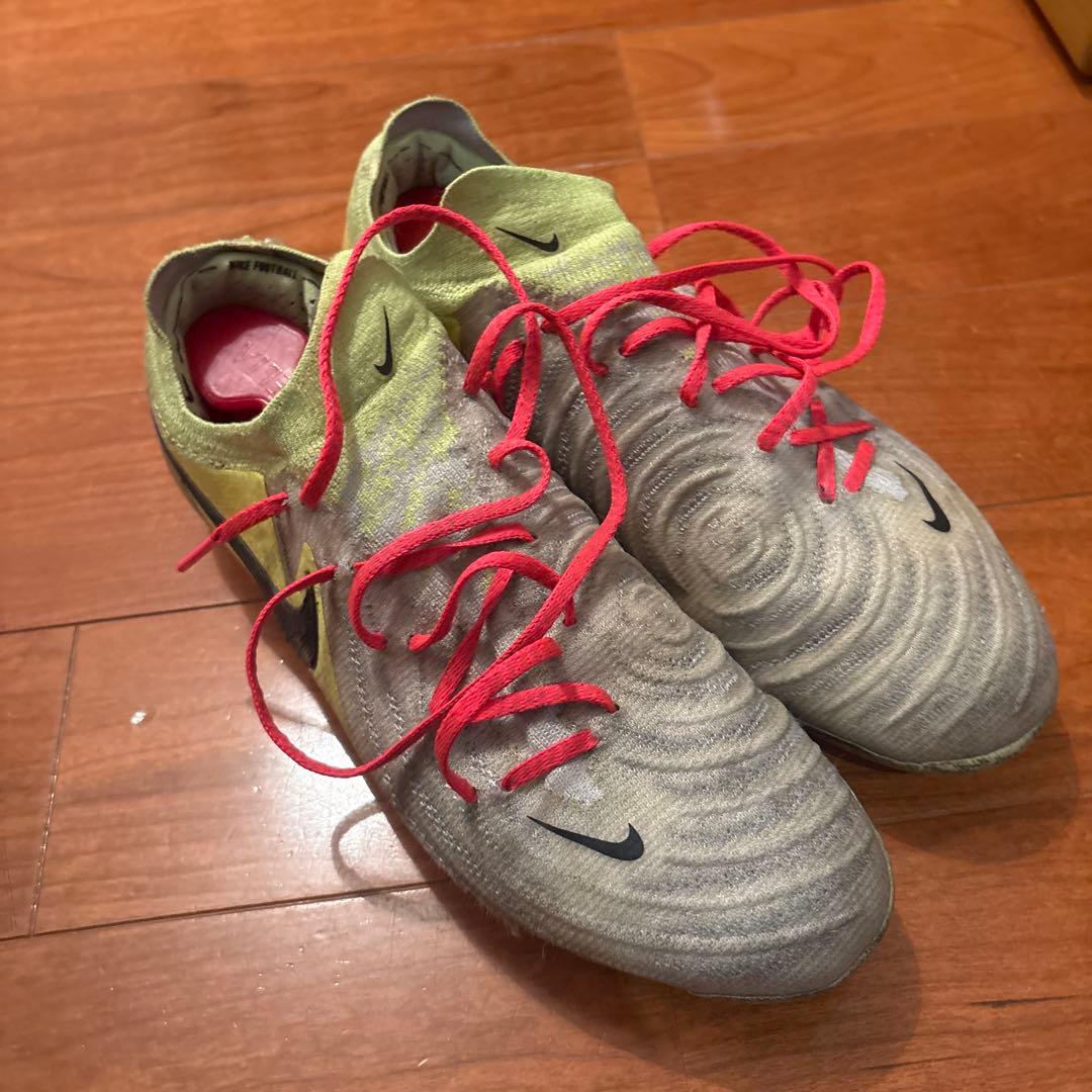 Nike 26cm サッカーシューズ グレー/イエロー/レッド