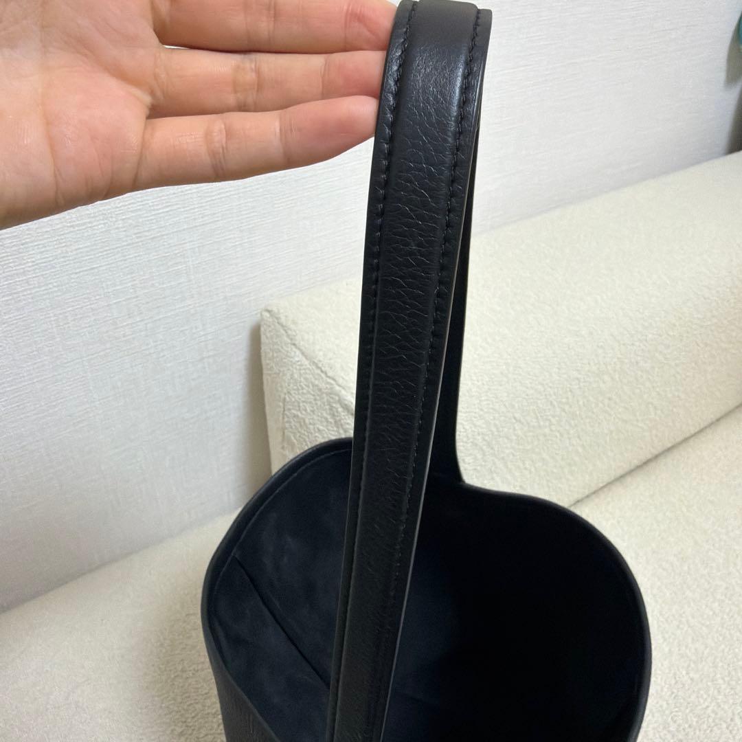 THE ROW パークトート