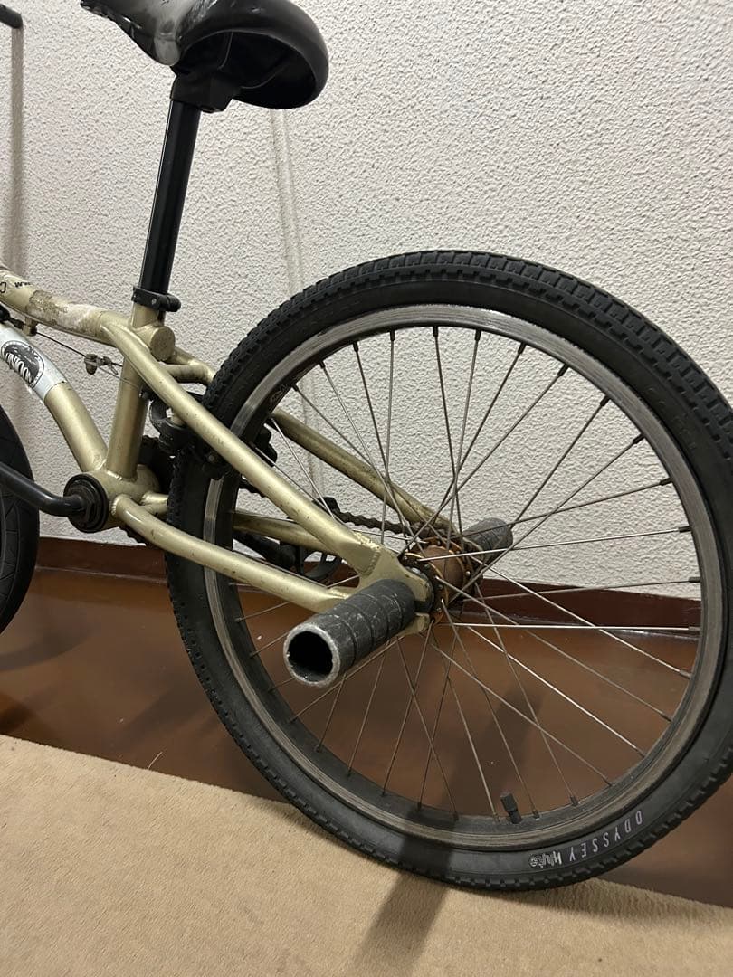 自転車本体 BMX 20 inch