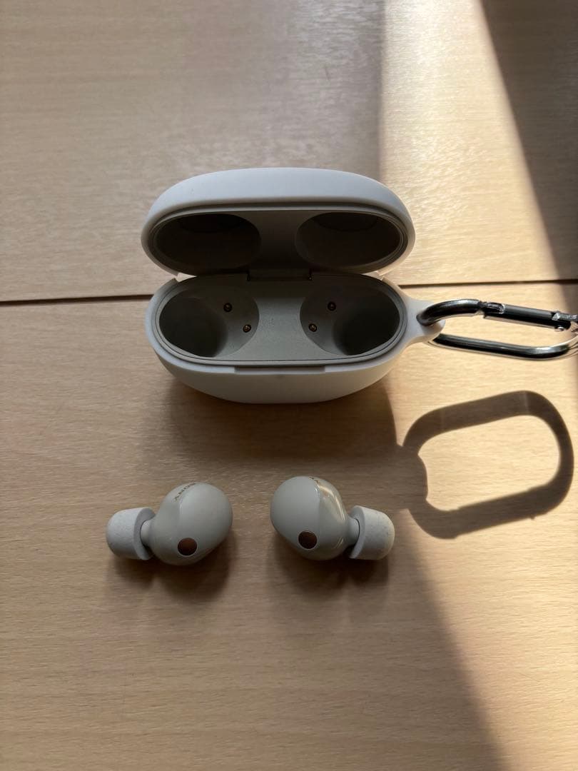 SONY wf1000xm5 ワイヤレスイヤホン 充電ケース付き