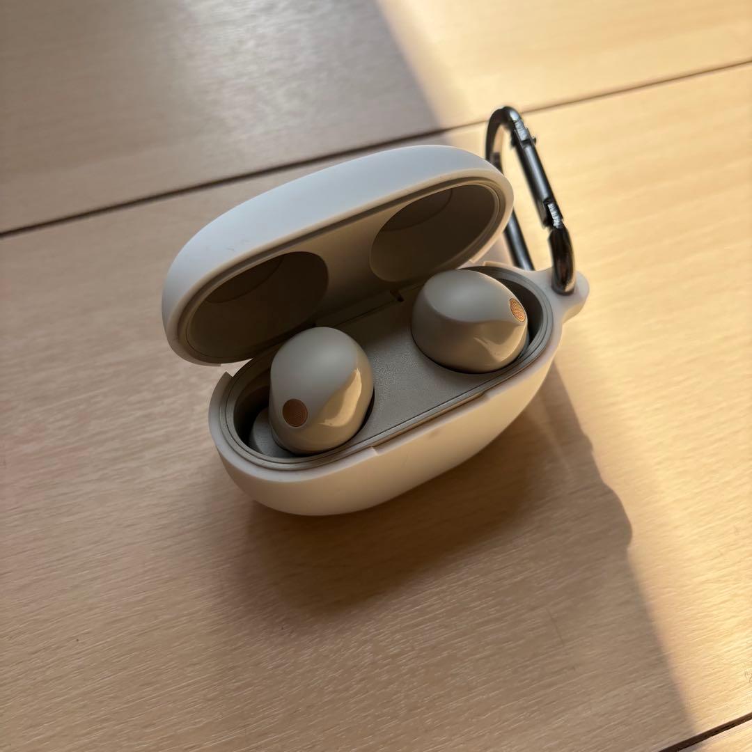 SONY wf1000xm5 ワイヤレスイヤホン 充電ケース付き