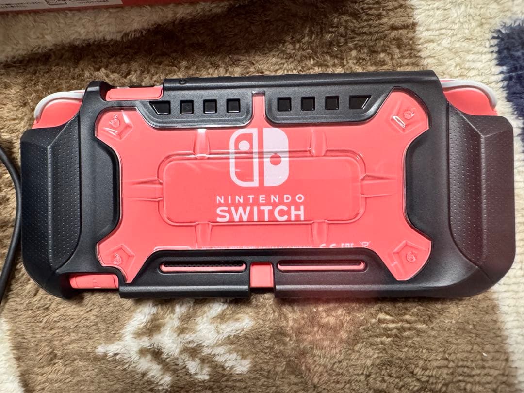 【ぽて】Switch Lite 本体 コーラル