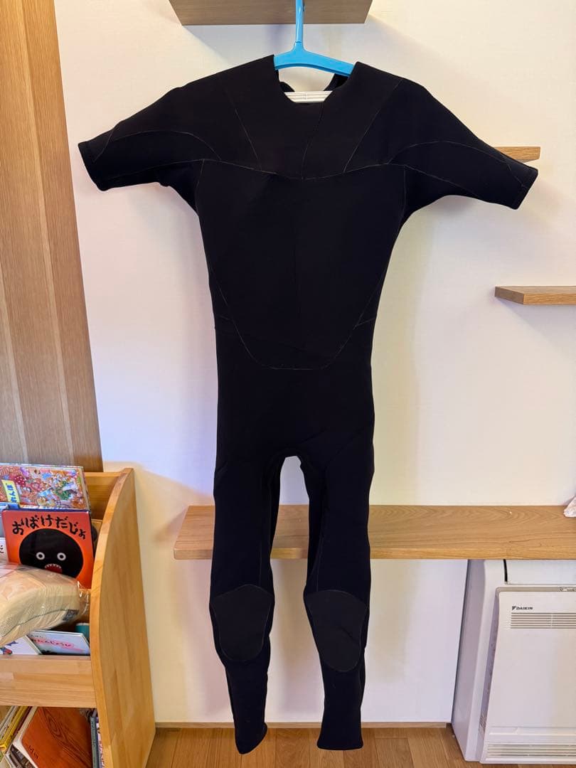 Airtight ウェットスーツ XL 黒色