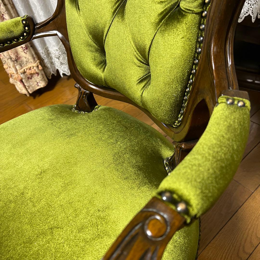 グリーンベルベットダイニングチェア②